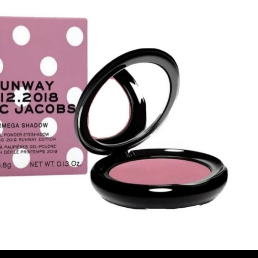 Marc Jacob's O!MEGA SHADOW NWT